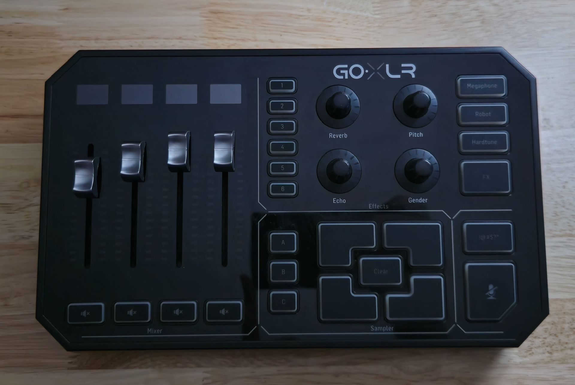 TC Helicon GoXLR Broadcaster Platform