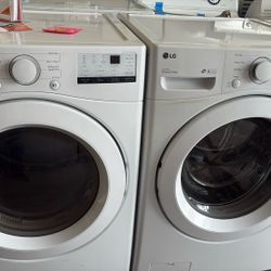 L G Washer And Gas Dryer Set 