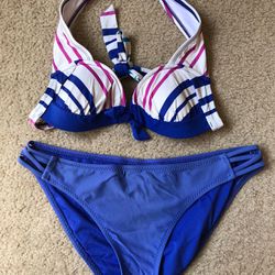Women’s Bikini Size M