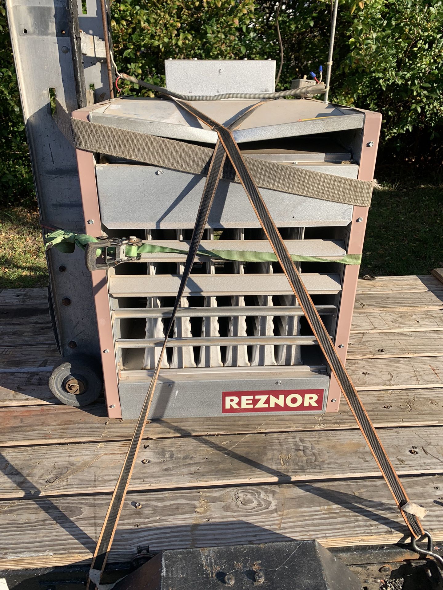 Reznor Ceiling Mount Heater