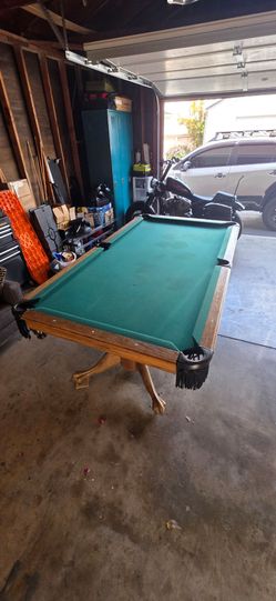 Pool table 7 foot