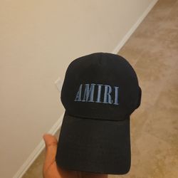 Amiri Adjustable