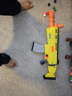 Nerf guns/ Fortnite