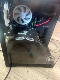 PC FOR SALE  LMk PICK UP ONlY