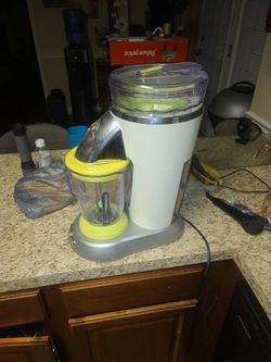 Margaritaville  Frozen Drink Machine 