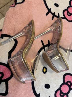 Heels 6 1/2 $10