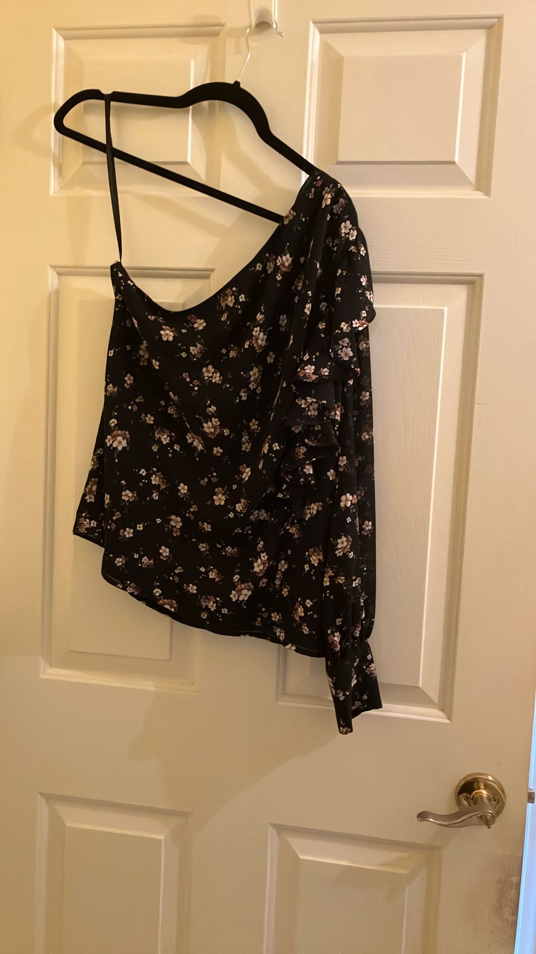 Bardot 1 Sleeve Floral Blouse