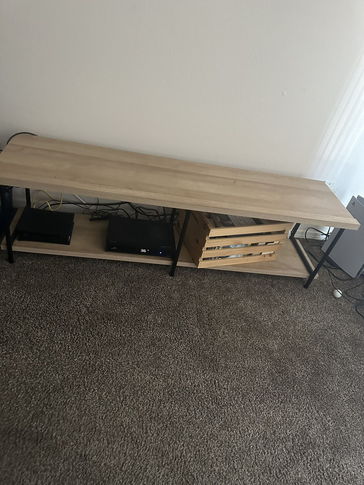 TV Stand 