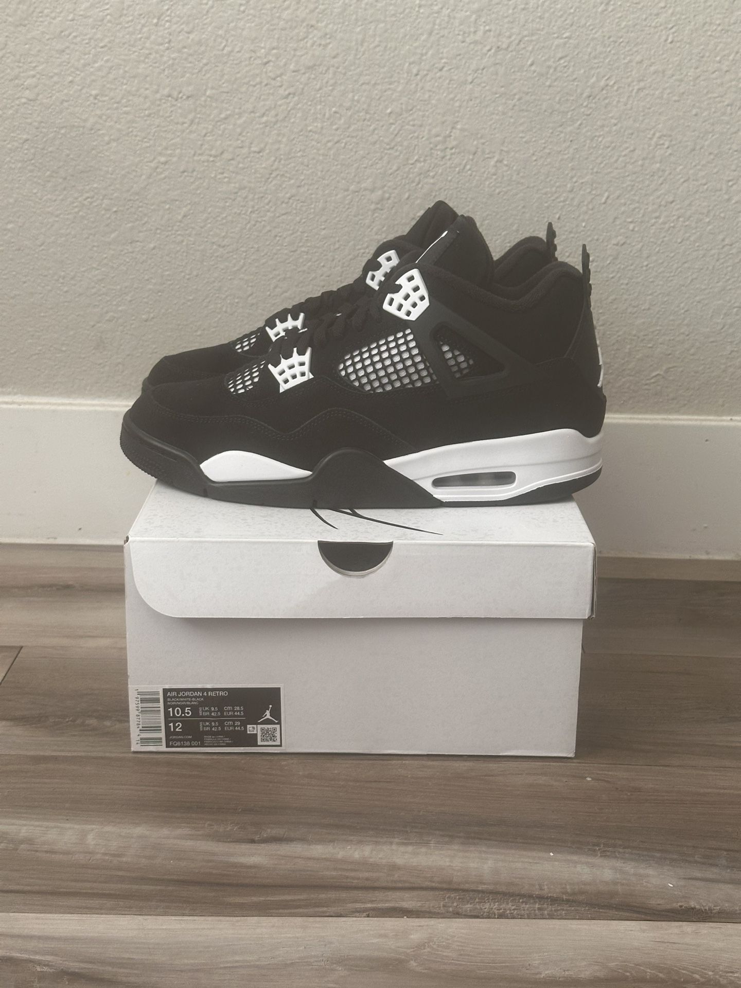 White Thunder Jordan 4 Retro