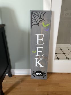 Halloween Sign 🧡🖤