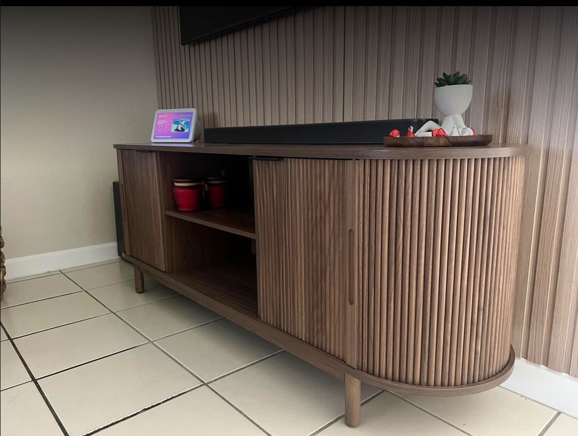 New Large 70” Scandinavian Reeded TV Stand