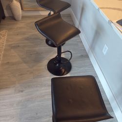3 Black Bar Stools- Good Condition