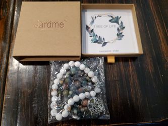 Crystal bracelets