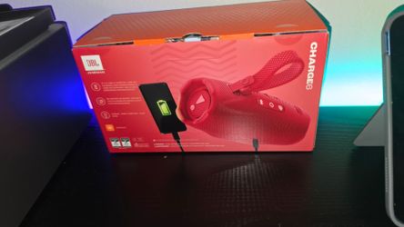 JBL Charge 6 Bluetooth Speaker – Red