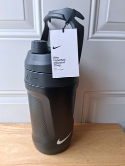 WATER TUMBLR 64OZ. NEW