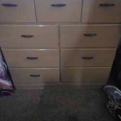 9 Drawer Dresser 