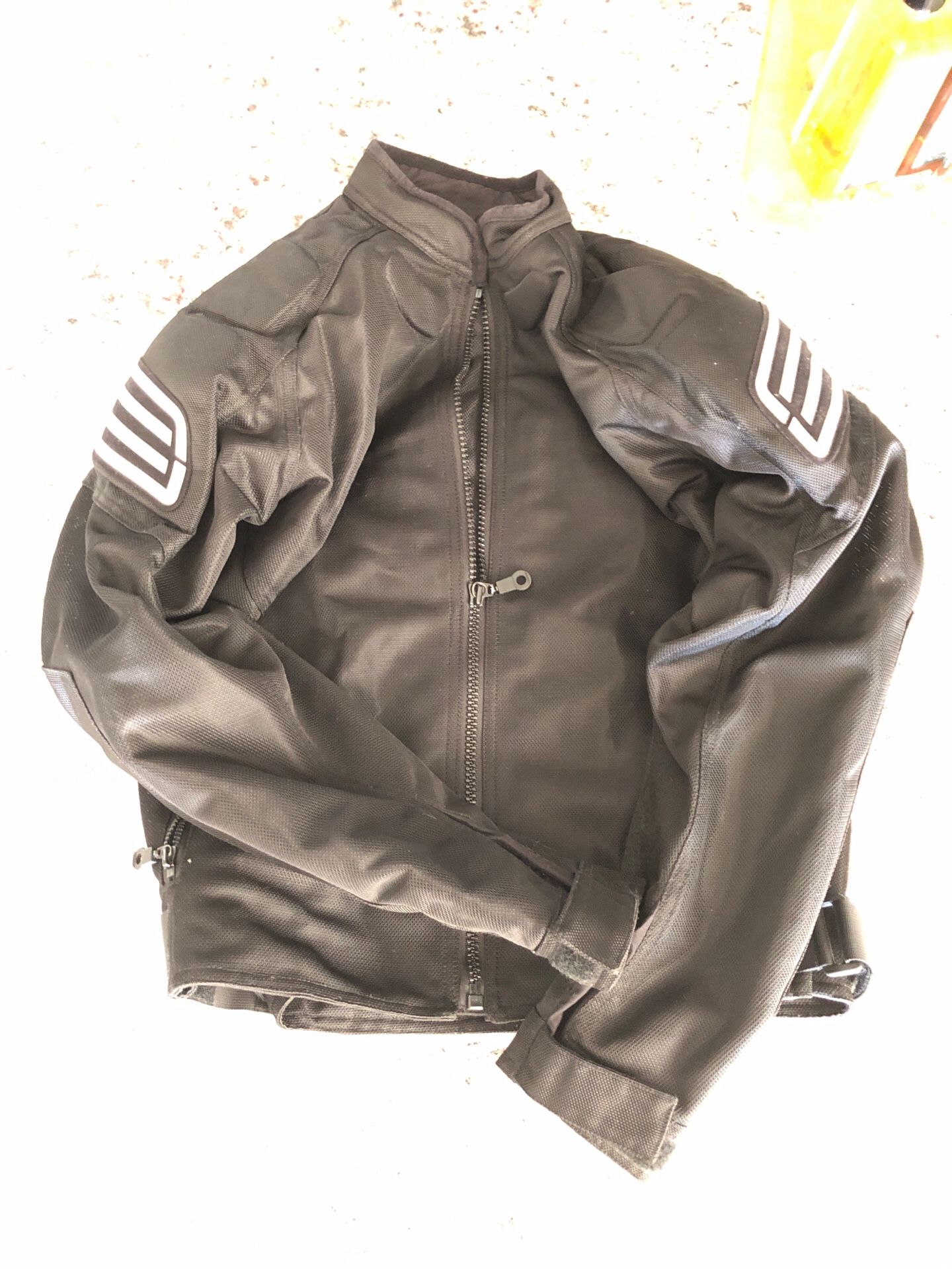 Shift summer light weight motorcycle jacket unisex with shoulder and arm armor