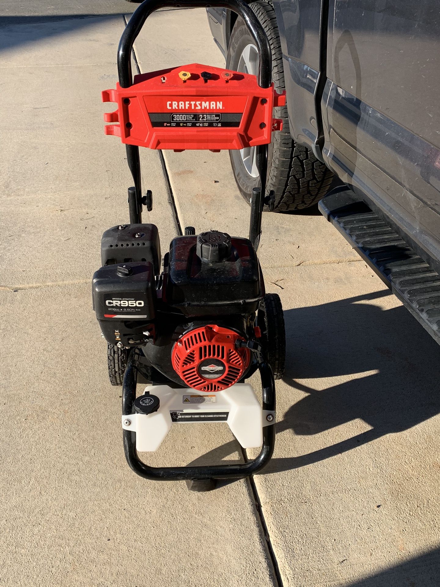 Craftsman 3000 pSI Pressure Washer.