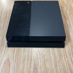 Used PS4 With Controller