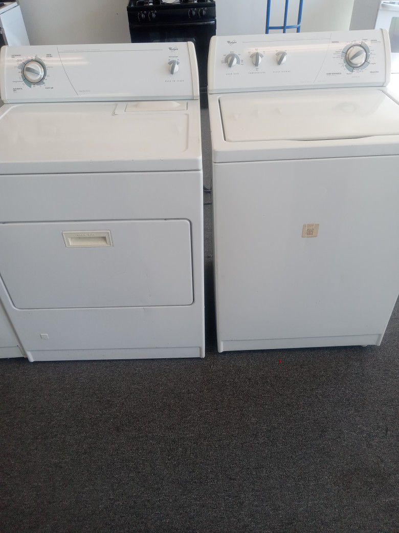 Matching whirlpool washer and gas dryer set with warranty