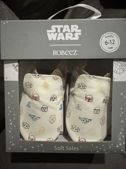 Star Wars ROBEEZ NEW ! 