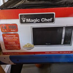 COUNTERTOP MICROWAVE OVEN 