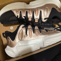 UA W Flow Breakthru 4