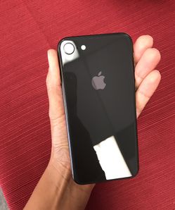 iPhone 8 64GB Unlocked Excellent Condition