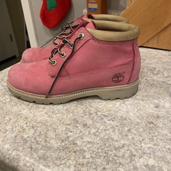Woman’s 8.5 Pink Timberlands 