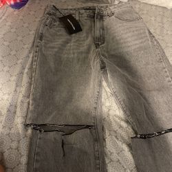 Pretty Little Thing Jean