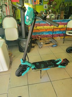G2 Pro Dual Motor Electric Scooter 35mph