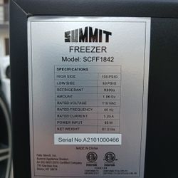 Summit  Freezer Modell Scff1842