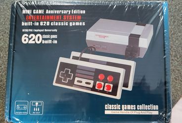 New in box Mini Nintendo video console with 620 games
