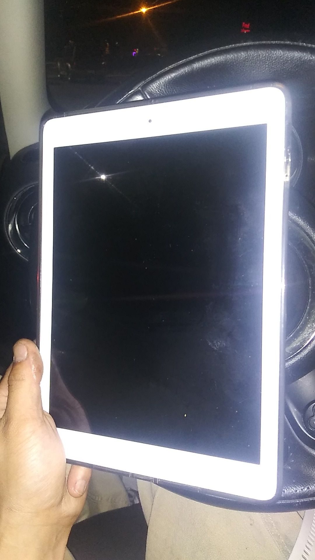 Excellent condition user pin screen lock IPAD model A1475