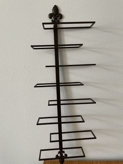 Bronze 8 Bottle Wall Wine Rack