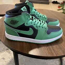 Nike  Jordan Men’s Size 10 (New-Nuevos)