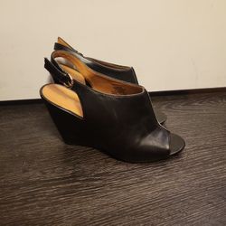 Nine West Wooden Wedges