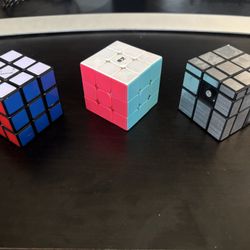 Set of 3 Rubik’s Cubes – Standard 3×3, Stickerless Speed Cube, Mirror Cube