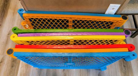 Toodleroo Super Yard Indoor/outdoor Colorful 8 Panel