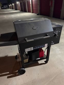 Pellet Smoker Grill