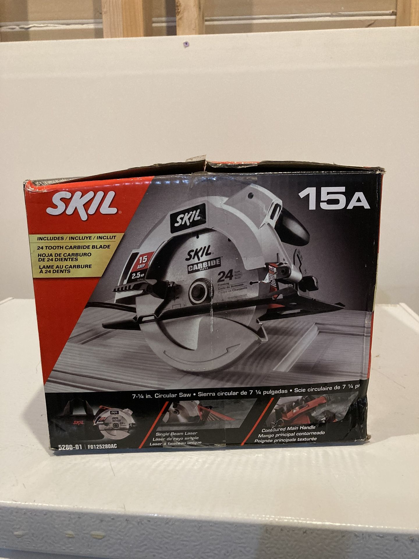 SKIL 15 amp. Circular saw.