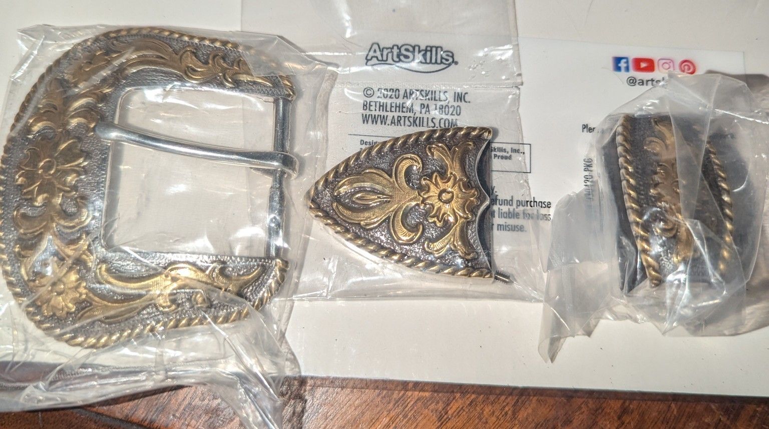 Belt Buckle For A Cowgirl Floral Design