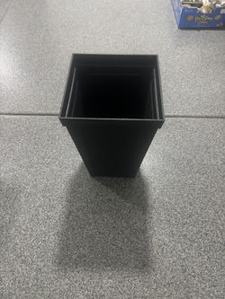 Black Watering Planter
