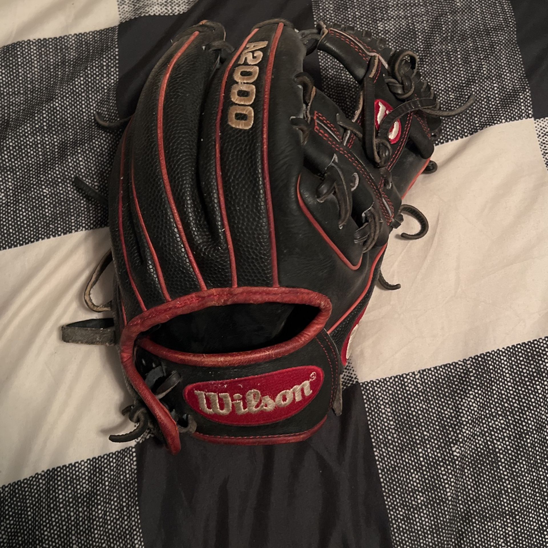 A2000 Wilson Glove