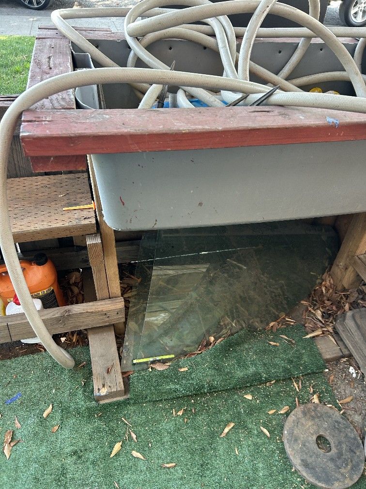 2008 Saturn Vue Front Windows