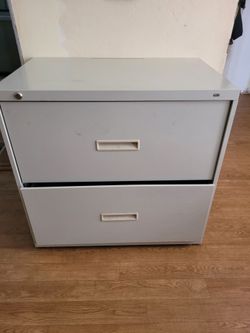 FREE FILE CABINET
