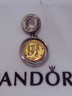 LIMITED EDITION Pandora x Harry Potter 9 3/4 Platform Dangle Charm 760035C00