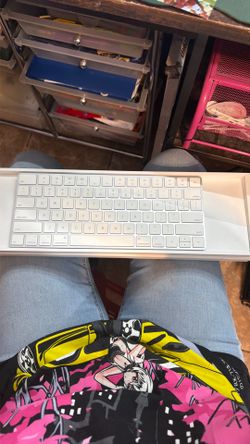 Apple keyboard