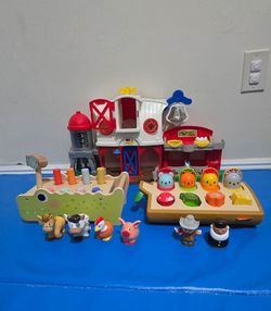 Animals Farm Interactive / Peek Pop-Up Animal / Alligator Pounding Bench