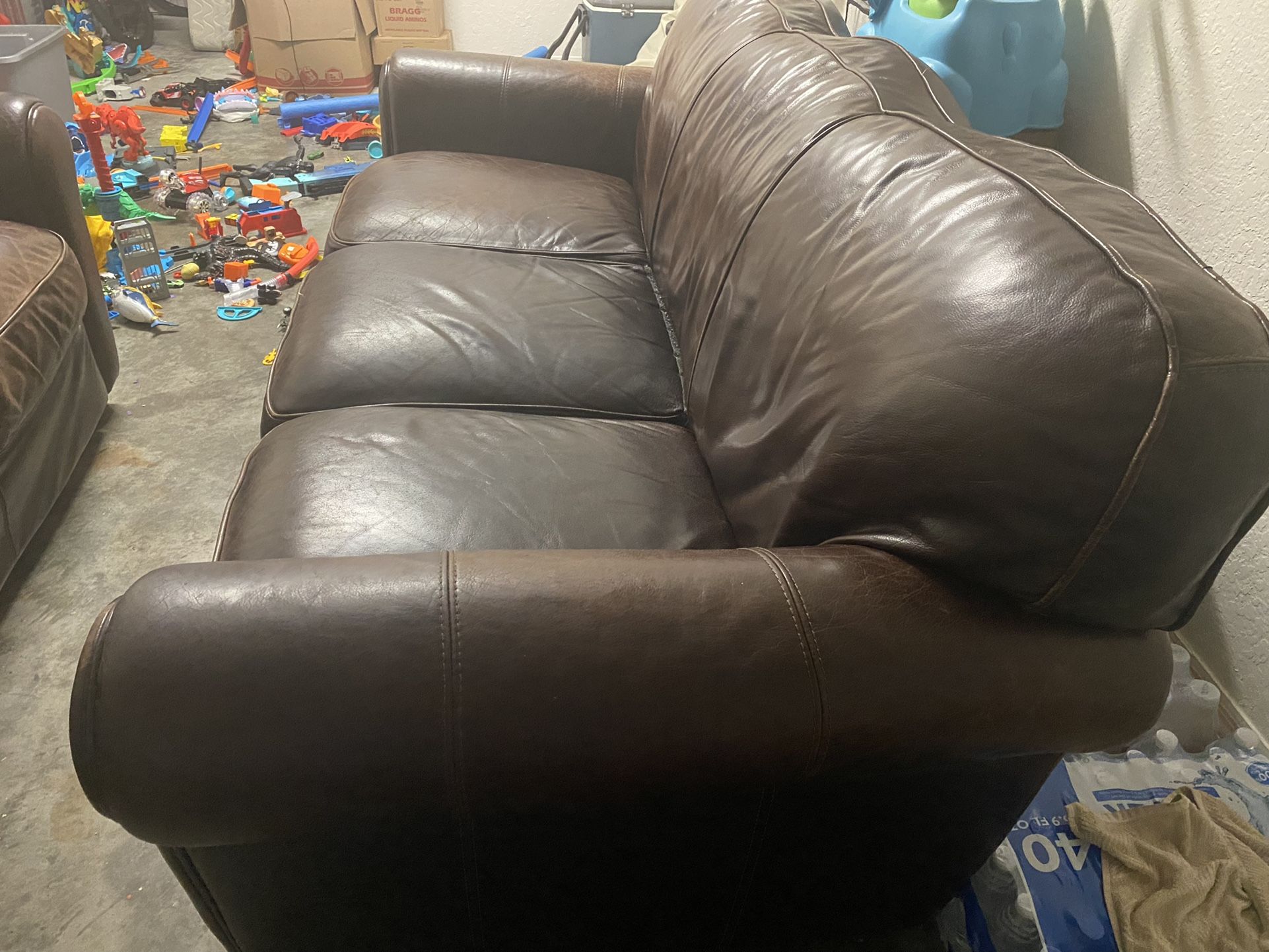 Vendo Muebles Usados Con Pocos Detalles